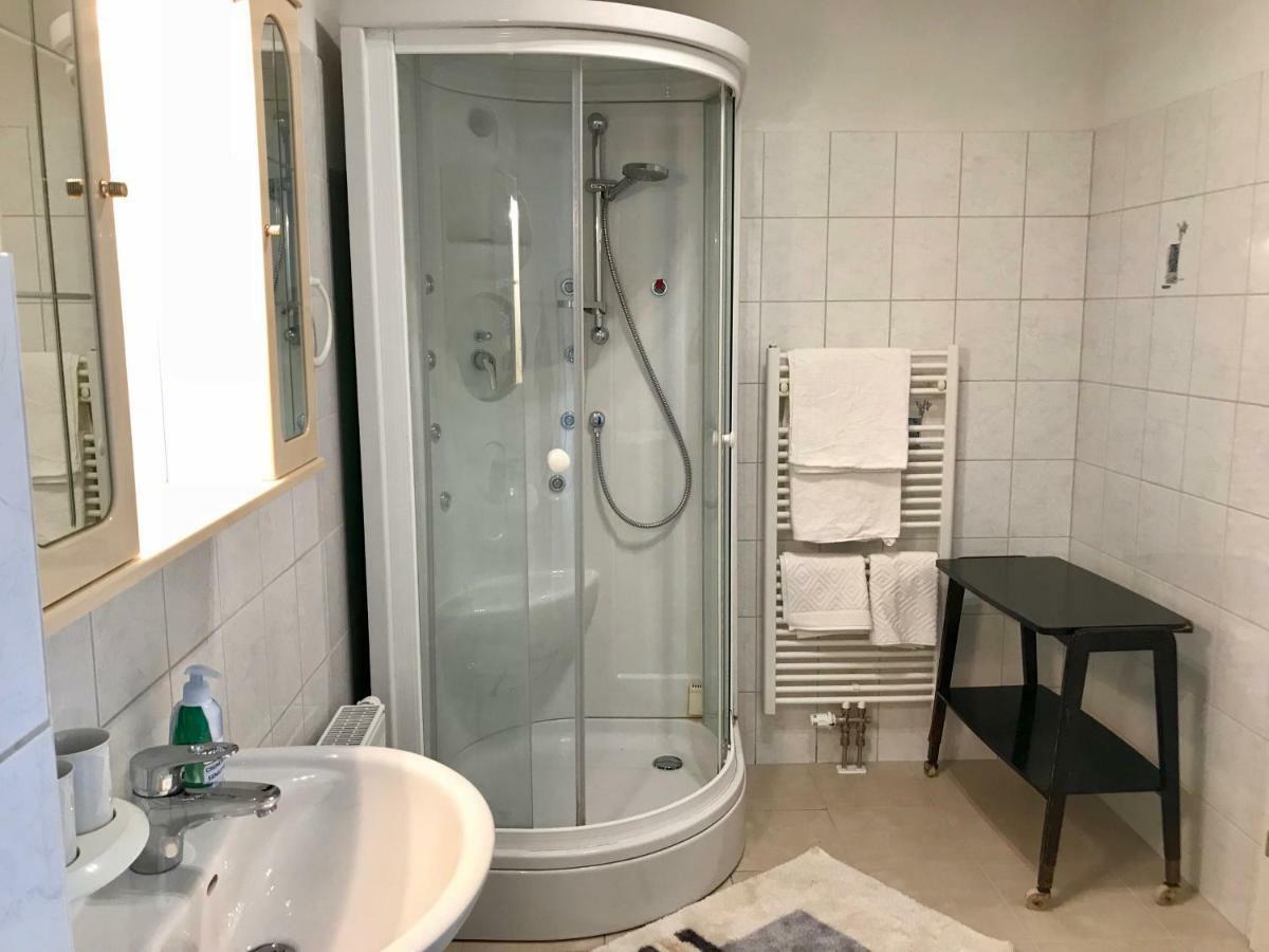 Traumhafte Wohnung Auf Pferde Ranch Aich  Exteriér fotografie