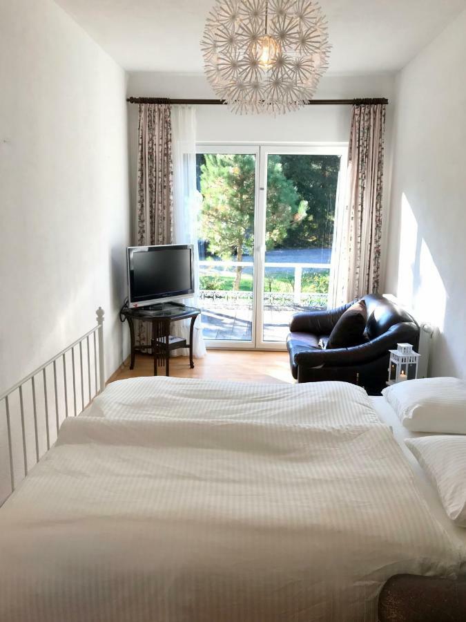 Traumhafte Wohnung Auf Pferde Ranch Aich  Exteriér fotografie